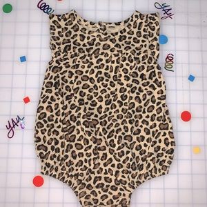 Baby leopard print romper